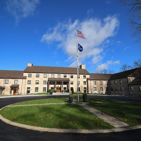 Spring Mill Inn Mitchell Kültér fotó
